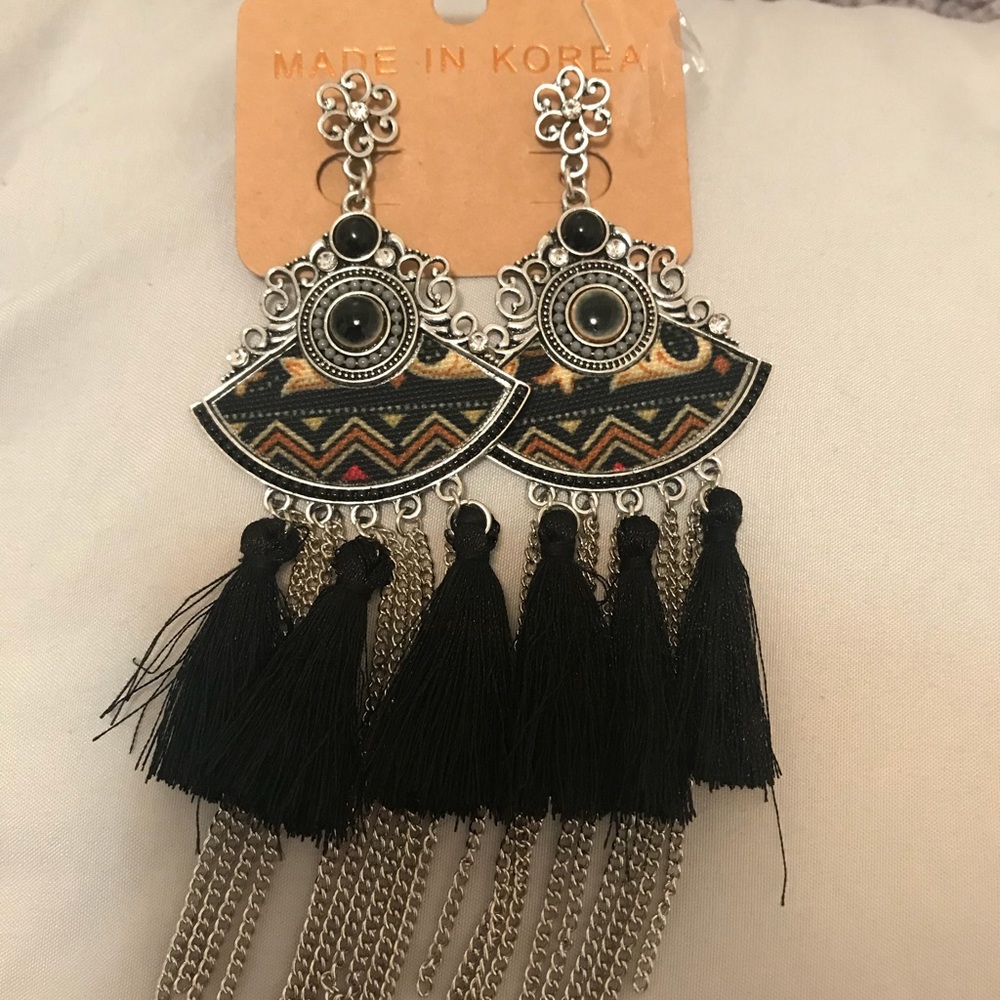 Earrings - Picture 4 of 4